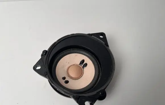 Mercedes-Benz S W221 Panel speaker A2218200002
