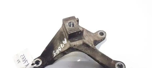 Ford Focus Engine mounting bracket 3m517m125ae 3m51-7m125-ae