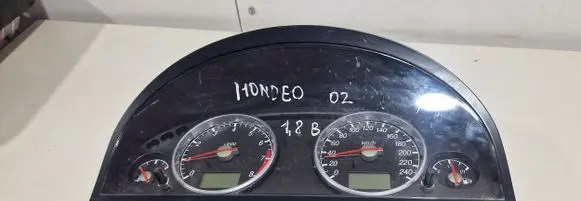 Ford Mondeo Mk III Speedometer (instrument cluster) 1S7F108411
