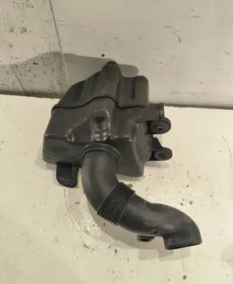 Volkswagen PASSAT B6 Intake resonator 1K0129622D 3981070940