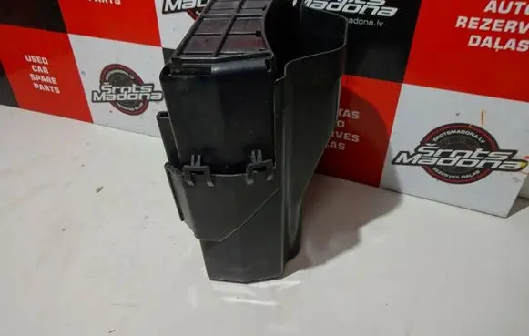 Infiniti G35 Fuse module 284B9AL500