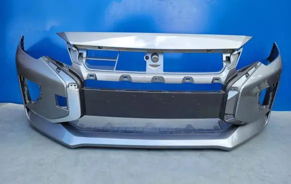 Mitsubishi Space Star Front bumper 6400J973ZZ