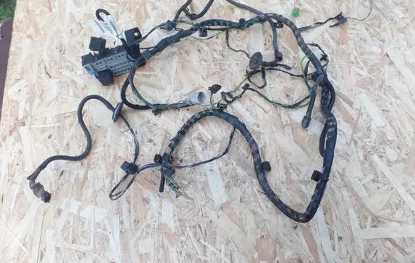 Opel Corsa D Tailgate/trunk wiring harness 13205151