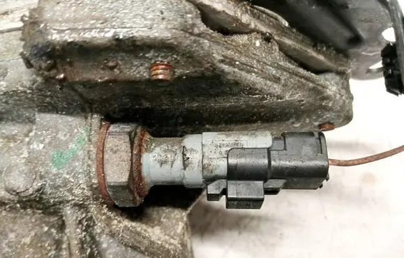 Mitsubishi Outlander Oil level sensor 9631846480