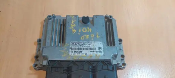 Ford Fiesta Engine control unit/module ECU 0281018239 BV21-12A650-YA 1039S44131