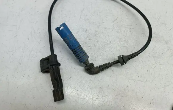 BMW 3 E46 ABS brake wheel speed sensor 6752682 34526752682 10071151043