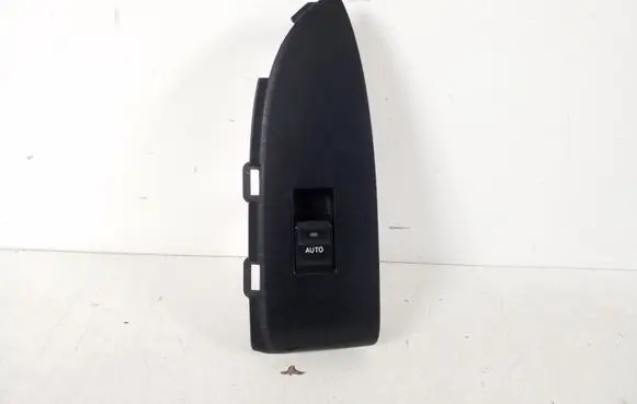 Toyota Prius (XW30) Electric window control switch 74231-47110