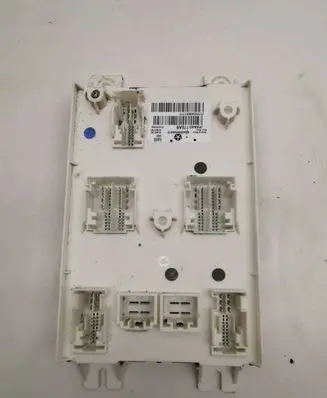 Chrysler Pacifica Comfort/convenience module 68402176AB