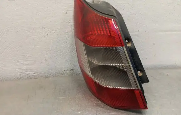 Renault Scenic II - Grand scenic II Rear/tail lights 8200493374