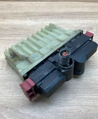 Opel Zafira A Coolant fan relay 24462346 15408375