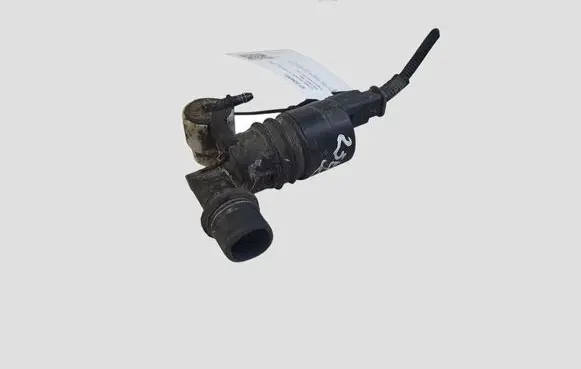 Peugeot 3008 I Windscreen/windshield washer pump 9643447980