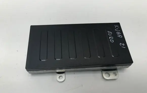 Ford Kuga III iPod connector socket M1PT19J235AA 10R0511552