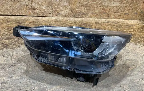 Mazda CX-3 Headlight/headlamp D10E-51040 S2503P087