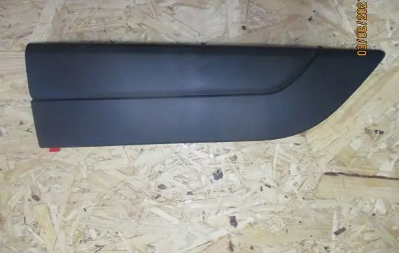 Iveco Daily 6th gen Fender trim (molding) 5801847132