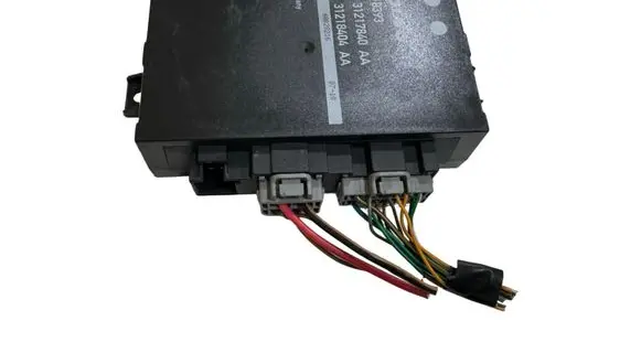 Volvo V70 Tailgate/trunk control unit/module 31218393 31217840AA 31218404AA