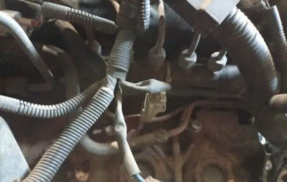 Toyota Corolla Verso AR10 Fuel main line pipe