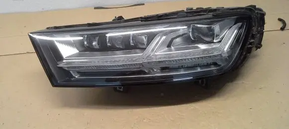 Audi Q7 4M Headlight/headlamp 7716100000