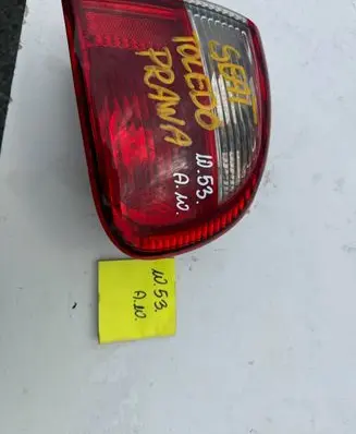 Seat Toledo II (1M) Rear/tail lights 1M5945257