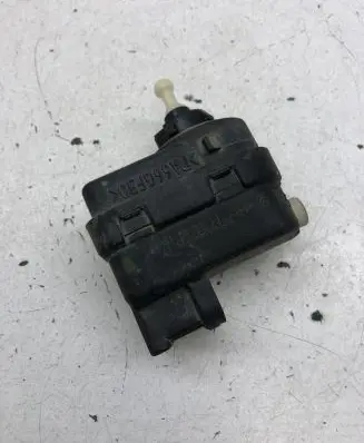 Renault Kangoo I Headlight level adjustment motor R8200259039 8200259039