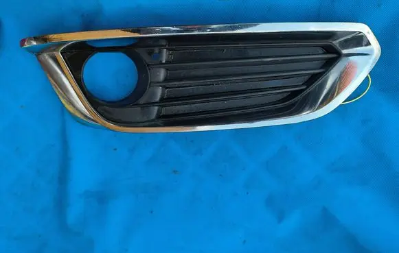 BMW 2 F22 F23 Front bumper lower grill 7293842