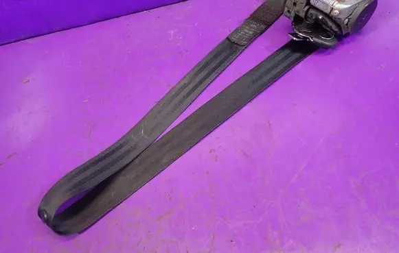 Seat Arosa Front seatbelt