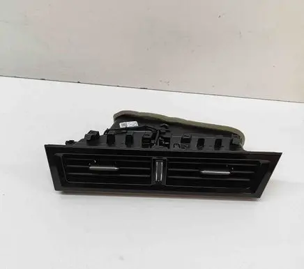 Volkswagen Touareg III Dashboard air vent grill cover trim 762858418