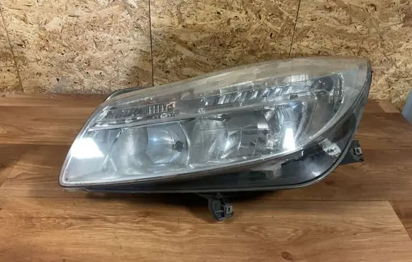 Headlight/headlamp