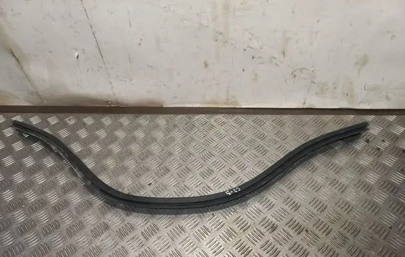 Audi A6 S6 C7 4G Engine compartment rubber 4G0823723