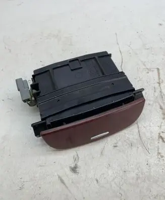 Hyundai Santa Fe Glove box K7E03