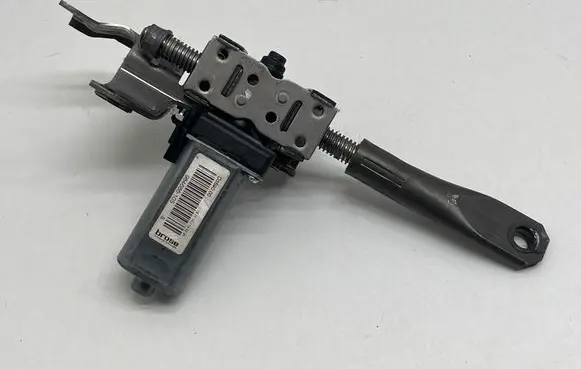 Porsche Cayenne (92A) Seat adjustment motor 984686105