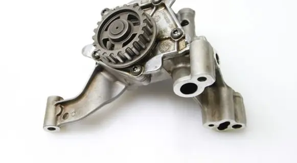 Ford Focus Oil pump CM5G6600DC