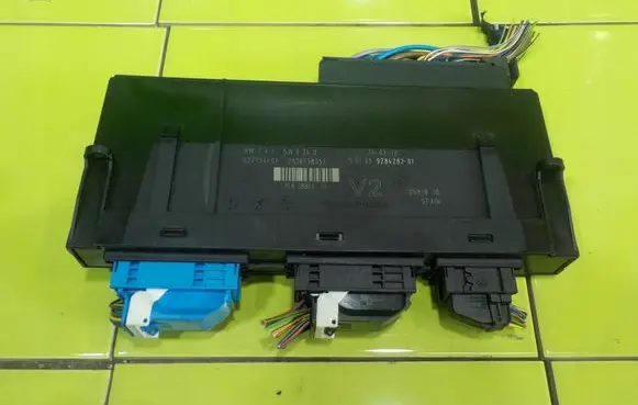 BMW 5 F10 F11 Central body control module 9284282 13AB45