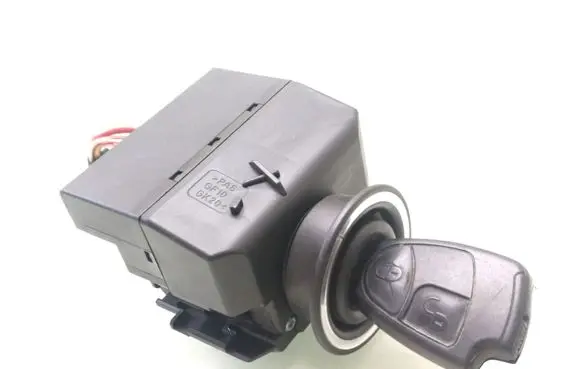Mercedes-Benz E W211 Ignition lock 2115451408