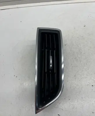 Ford Edge II Dash center air vent grill EM2B19C68