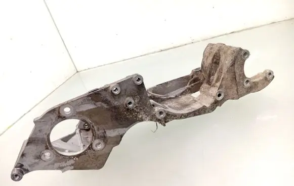 Volkswagen Golf IV Generator/alternator bracket 038903143A