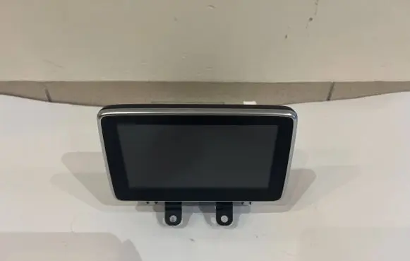 Mazda 2 Screen/display/small screen D09H611J0A DC3L669C0