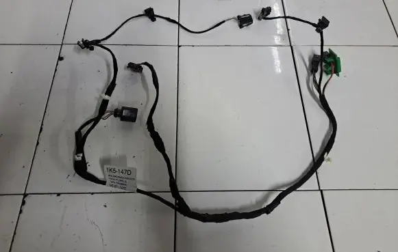 Volkswagen Jetta V Tailgate/trunk wiring harness 1K5971147D 1K5147D
