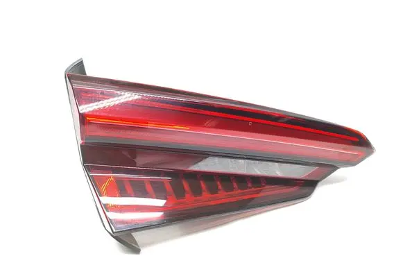 Audi A5 Tailgate rear/tail lights 8W6945093A 636509