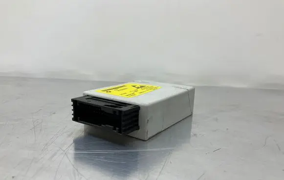 BMW 5 E60 E61 Center console control module 9183233 645037 28137346