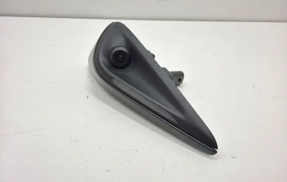 Tesla Model Y Side fender camera 182073500D