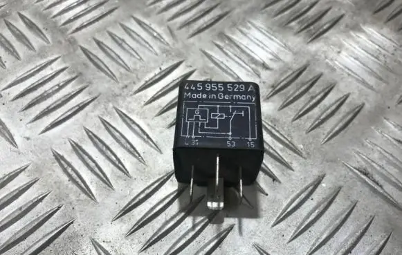 Audi A6 S6 C4 4A Other relay 445955529a 5wg005374-00