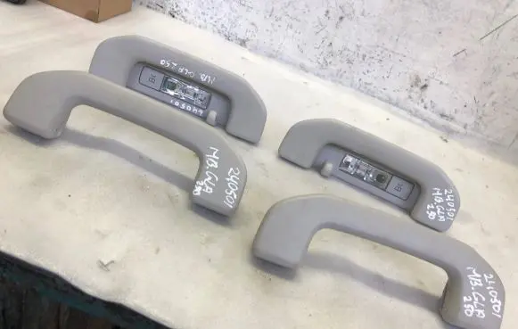 Mercedes-Benz GLA H247 A set of handles for the ceiling A0998150039