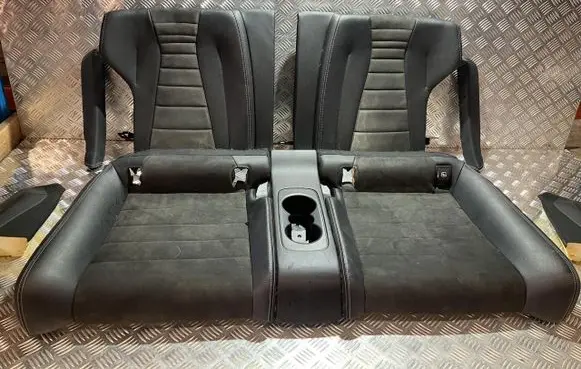 Mercedes-Benz E W238 Second row seats TM29213