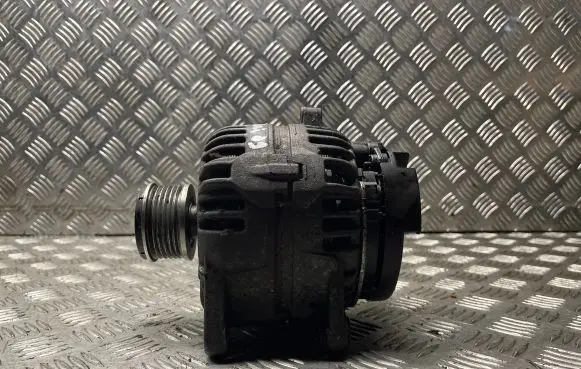 Nissan Qashqai Generator/alternator 0124525140 8200728892C