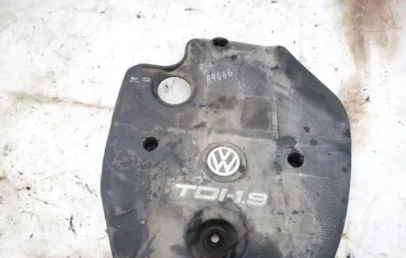 Volkswagen Golf IV Engine cover (trim) 038103935a 054276e