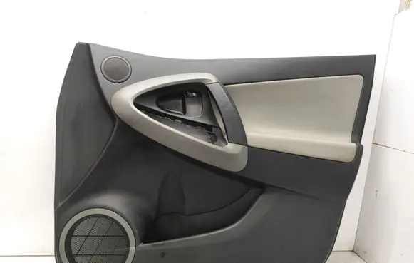Toyota RAV 4 (XA30) Front door card panel trim 67777X1B04