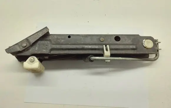 BMW 3 E46 Lift Jack 6767944 10817410