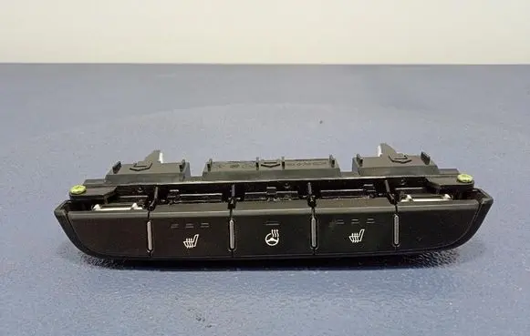 Galloper Exceed Seat heating switch 93315J7010