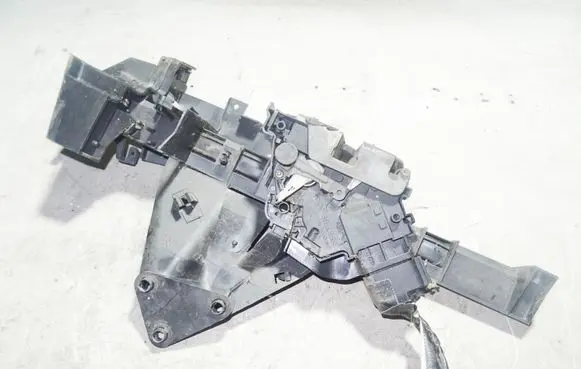Ford Focus C-MAX Front door lock