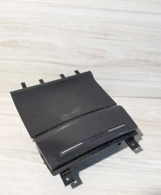 Audi A3 S3 A3 Sportback 8P Car ashtray 8P0857951